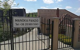 Manoka Guest House